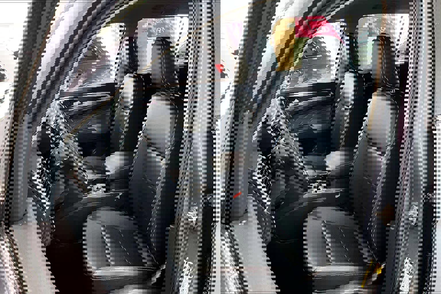 Used 2023 Volkswagen Atlas SE w/ Panoramic Sunroof Package image 9