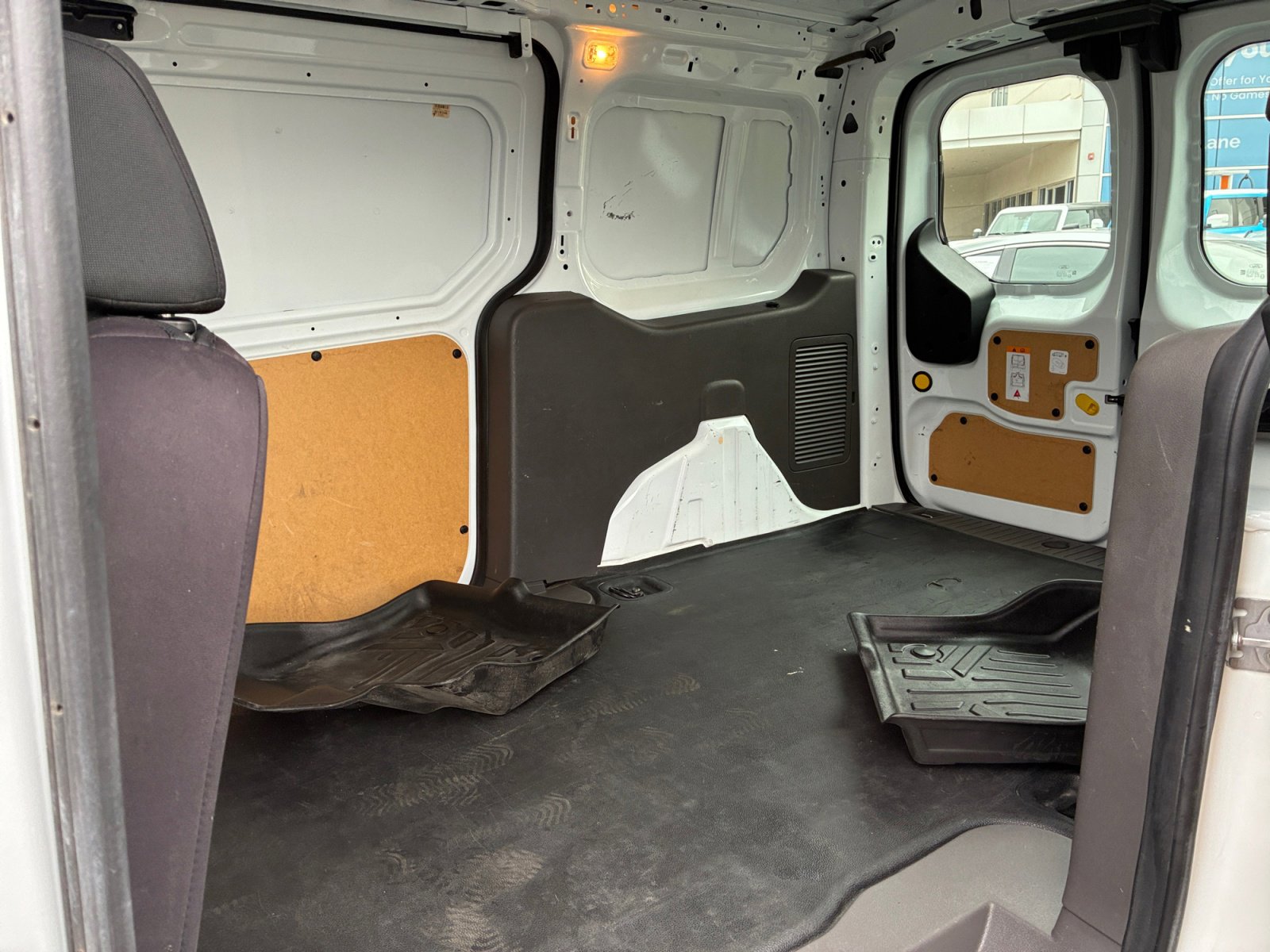 Certified 2020 Ford Transit Connect XL image 17