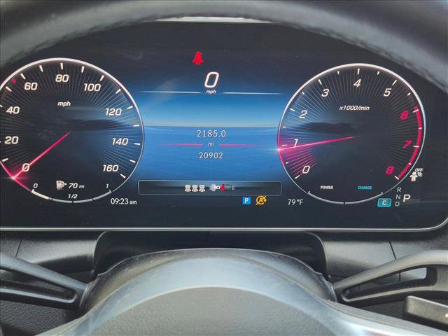 Used 2023 Mercedes-Benz GLC 300 4MATIC image 11