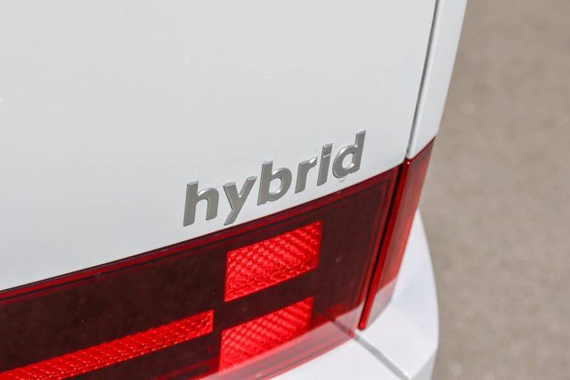 New 2026 Hyundai Santa Fe Limited FWD image 8