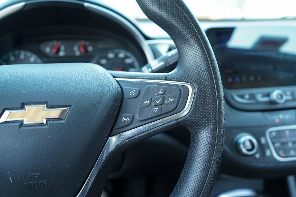 Used 2024 Chevrolet Malibu LT image 24