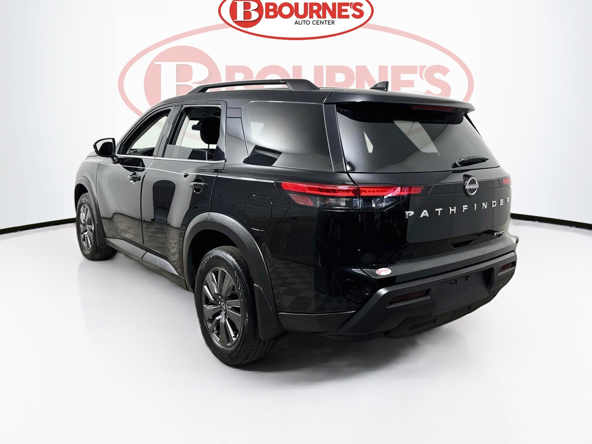 Used 2024 Nissan Pathfinder SV AWD/4WD image 8