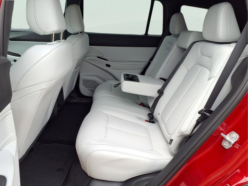 New 2026 Jeep Cherokee Limited AWD/4WD image 9