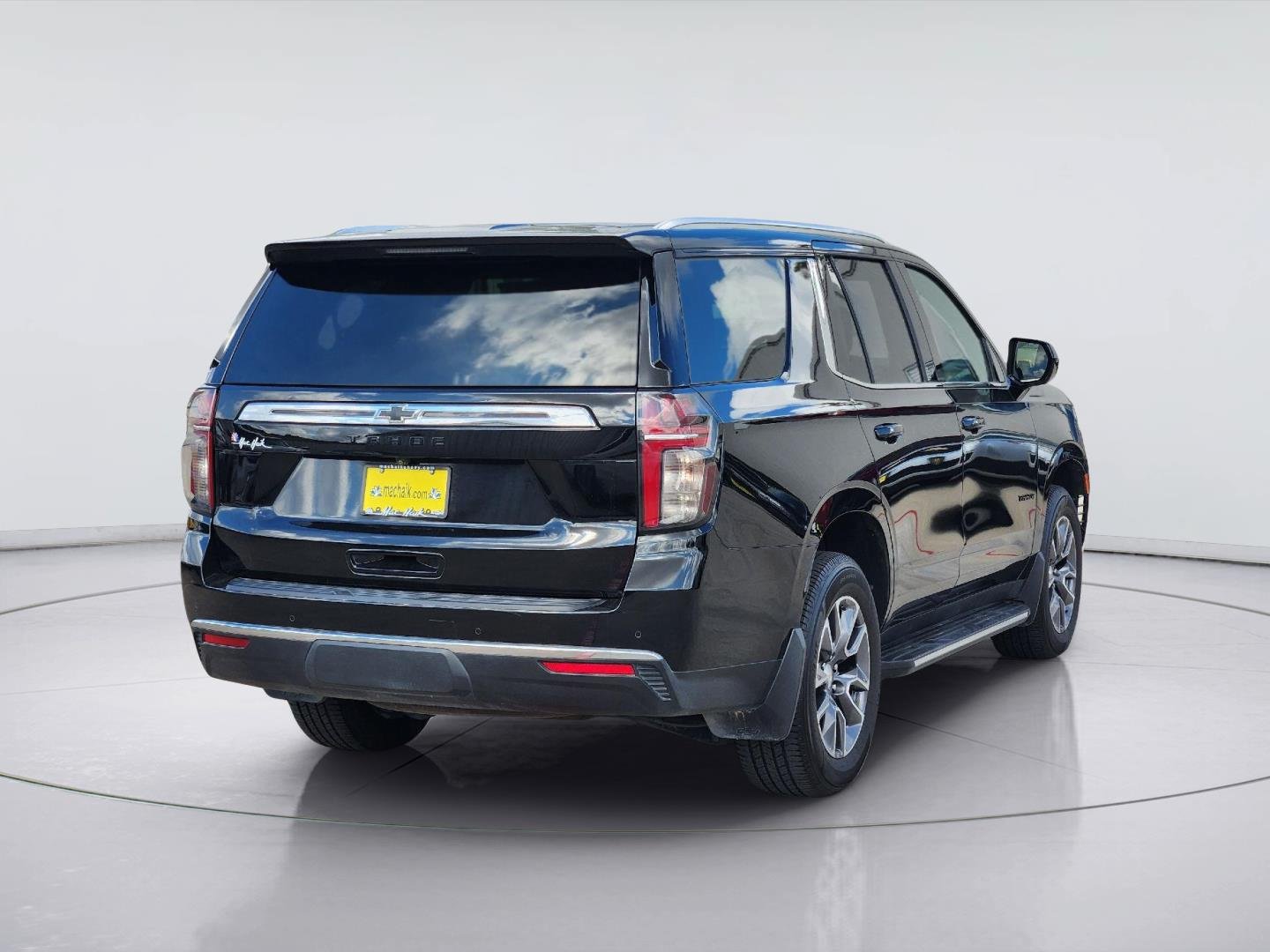Certified 2023 Chevrolet Tahoe LS w/ Driver Alert Package AWD/4WD image 5