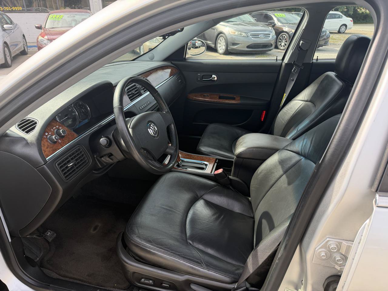 Used 2005 Buick LaCrosse CXL w/ Chrome Appearance Package FWD image 11