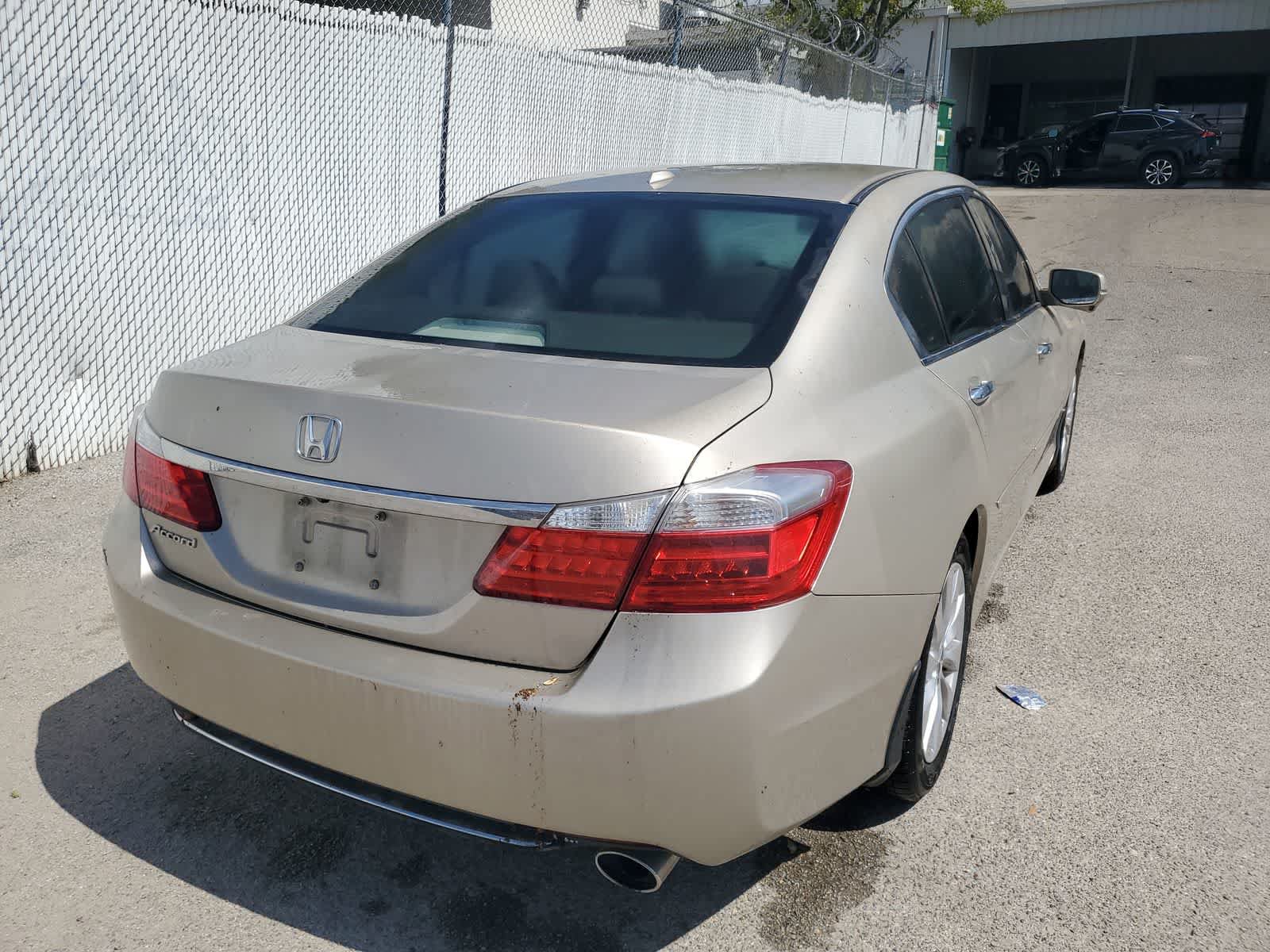 Used 2014 Honda Accord EX-L image 6
