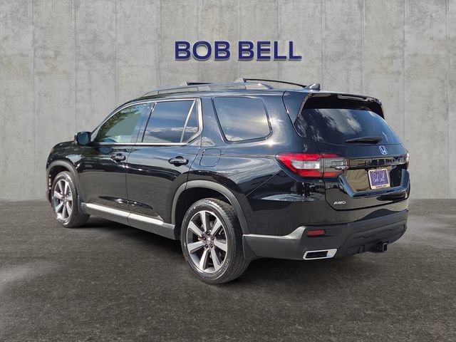 Used 2023 Honda Pilot Elite image 3