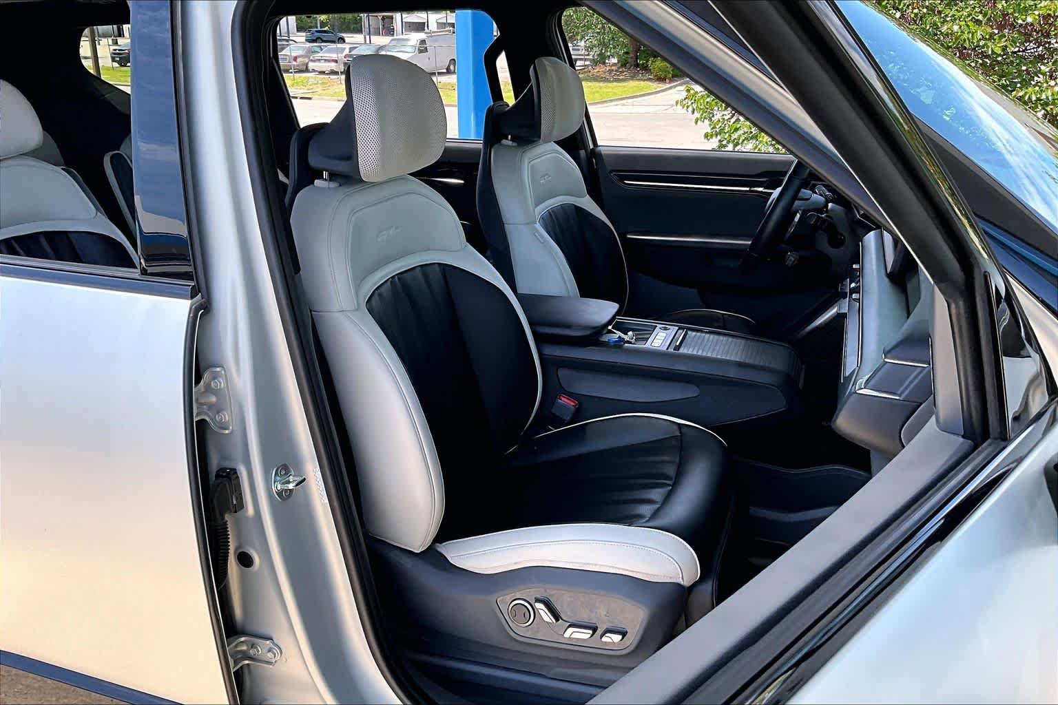 Used 2024 Kia EV9 GT-Line AWD/4WD image 9