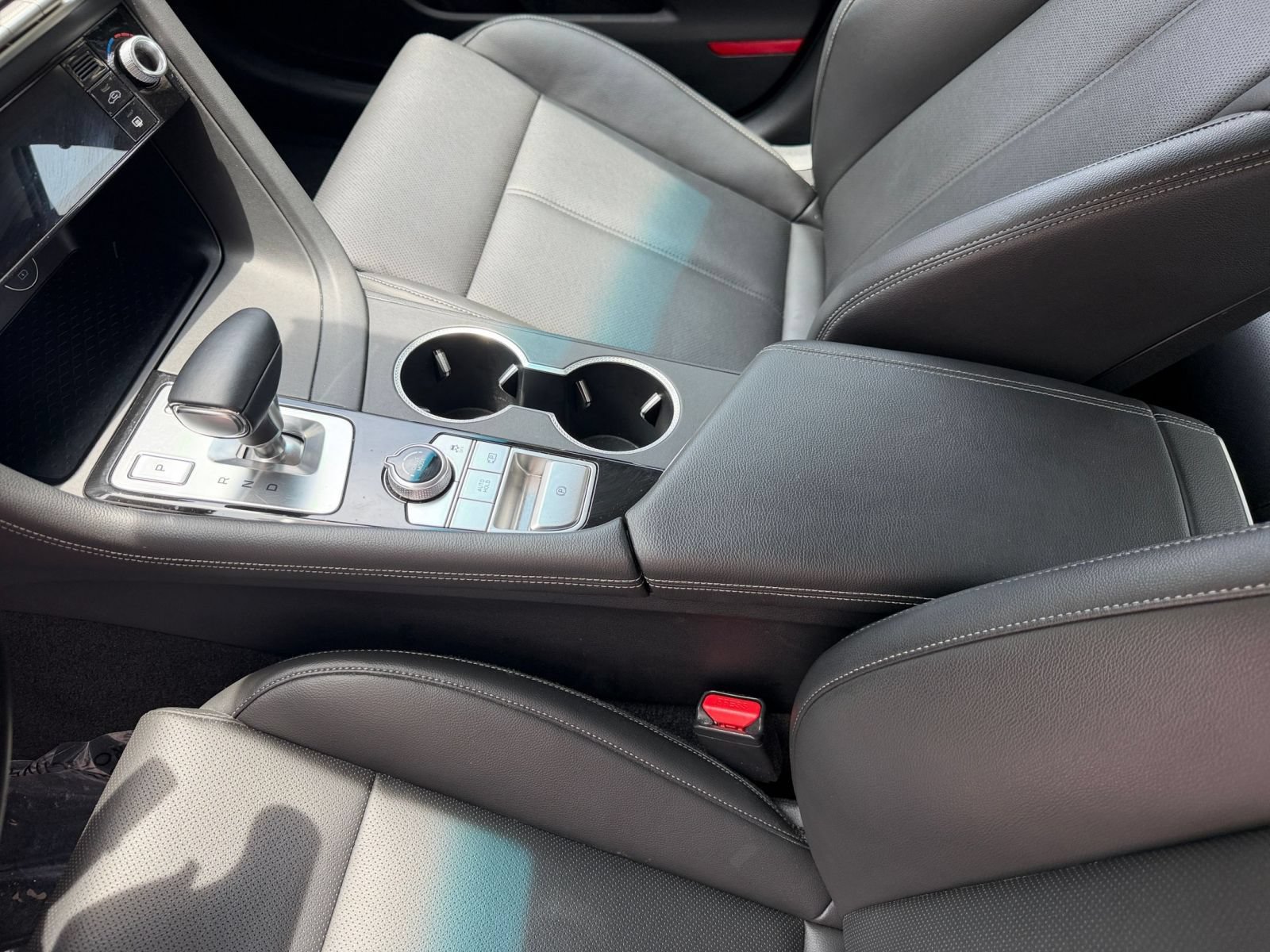 Used 2026 Genesis G70 2.5T RWD image 37