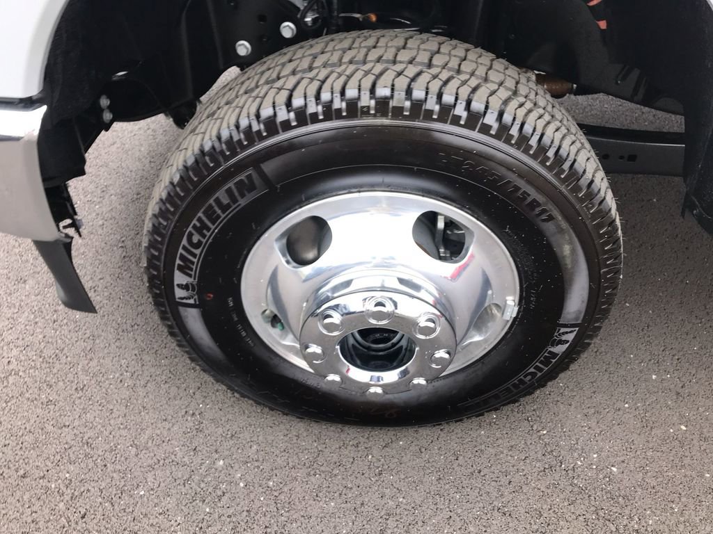 New 2026 Ford F350 XLT w/ XLT Value Package image 10