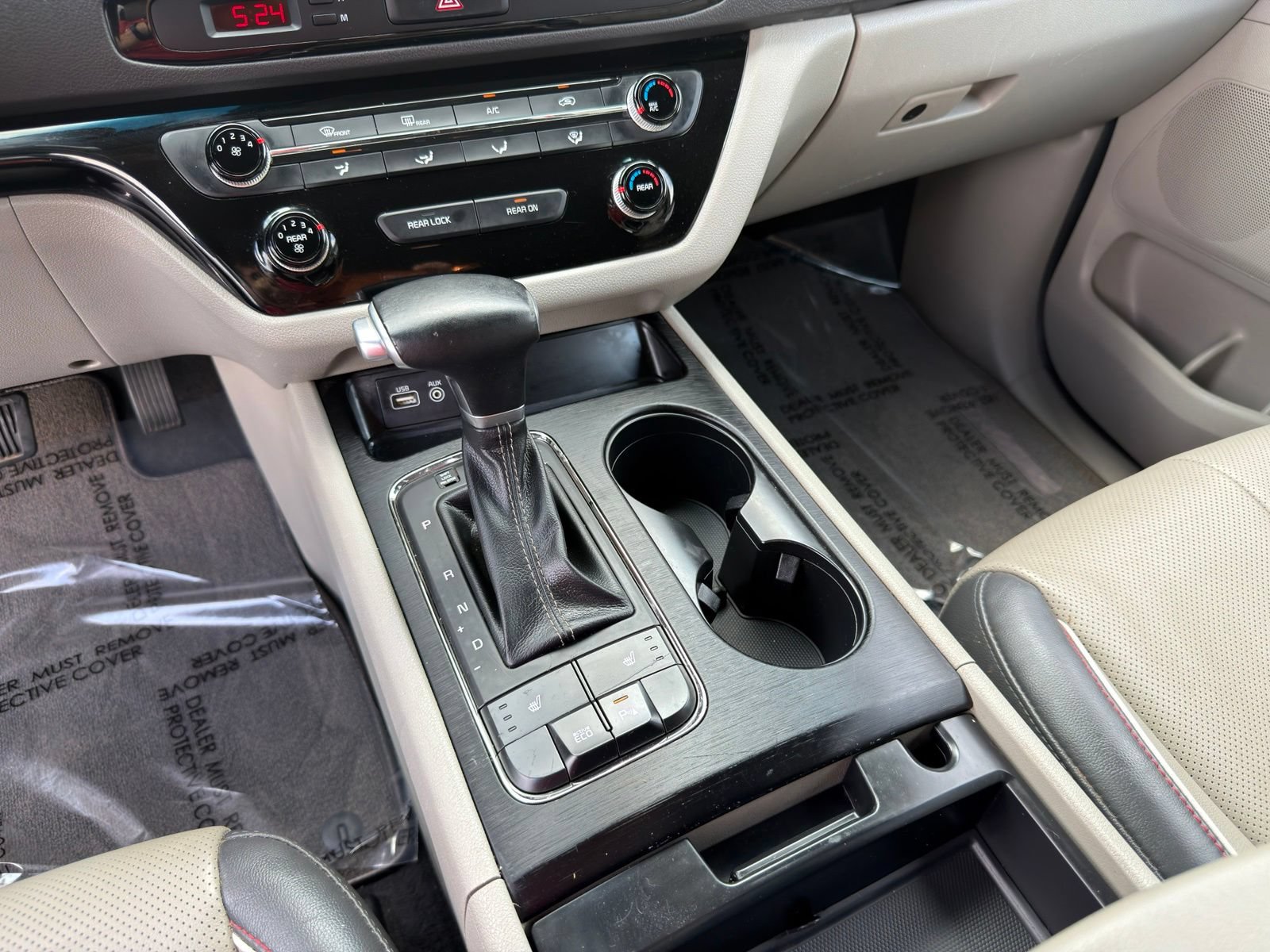 Used 2017 Kia Sedona LX w/ LX Essentials Premium Package FWD image 22