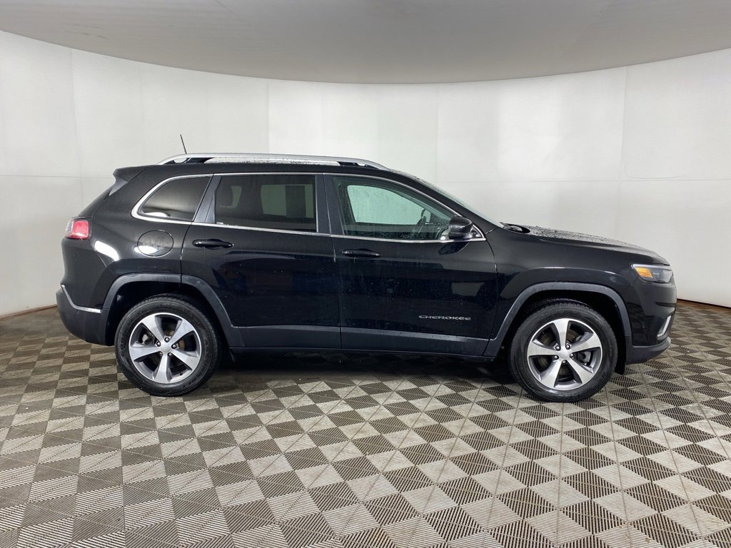 Used 2021 Jeep Cherokee Limited w/ Elite Package image 4