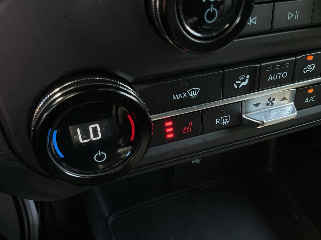 Used 2024 Ford Bronco Black Diamond AWD/4WD image 38