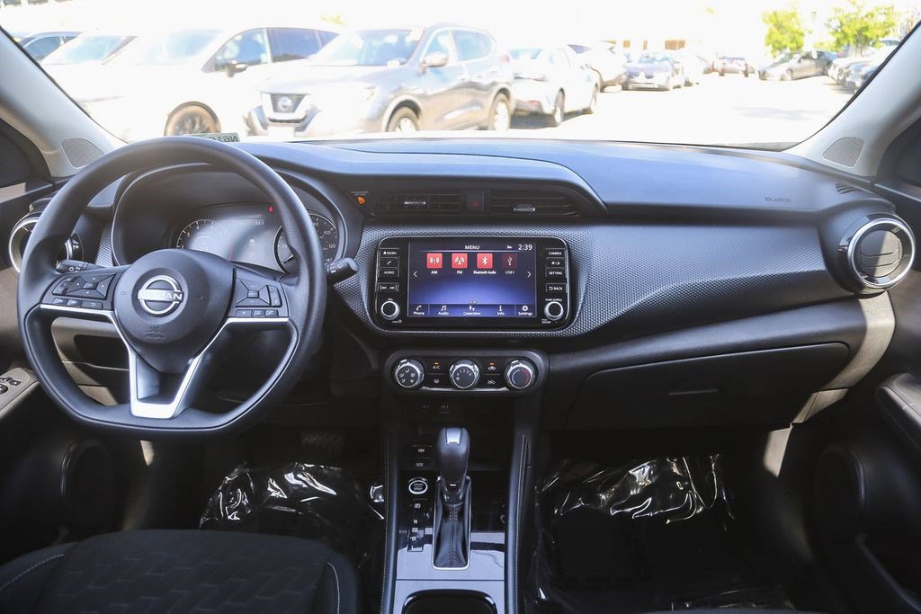 Certified 2024 Nissan Kicks SV image 11