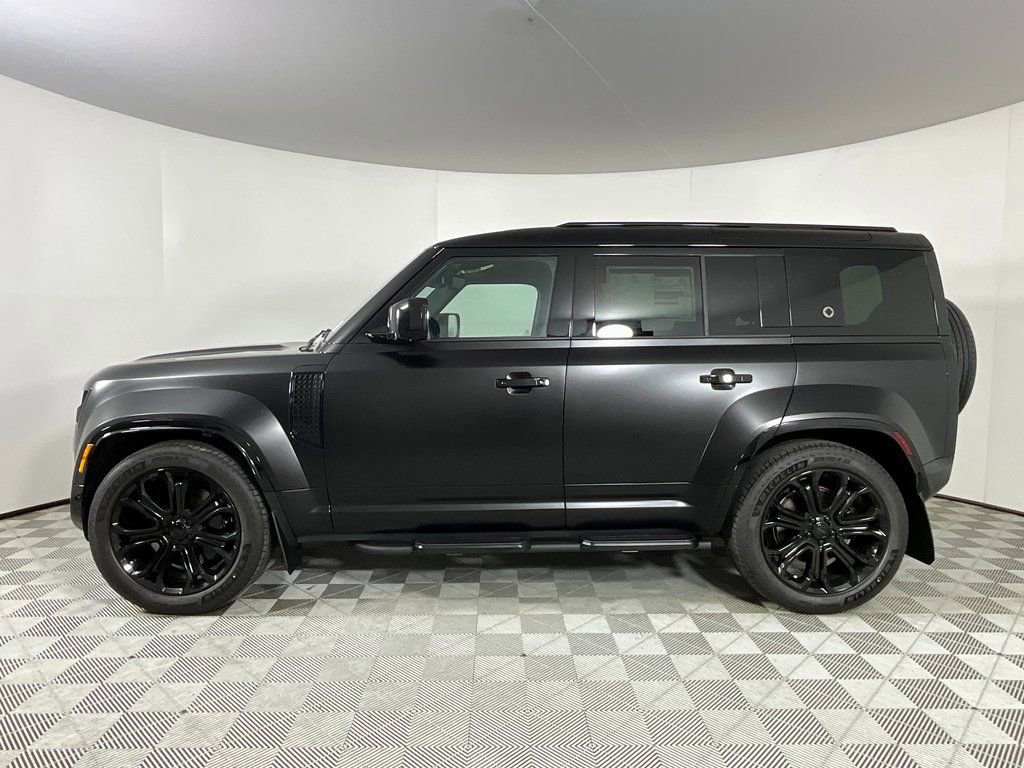 New 2026 Land Rover Defender 110 OCTA image 6