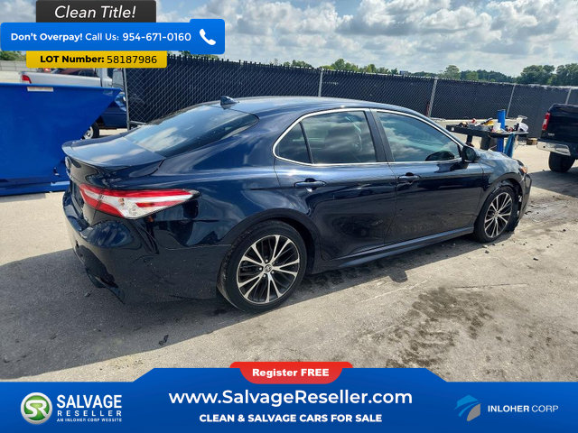 Used 2020 Toyota Camry SE FWD image 4
