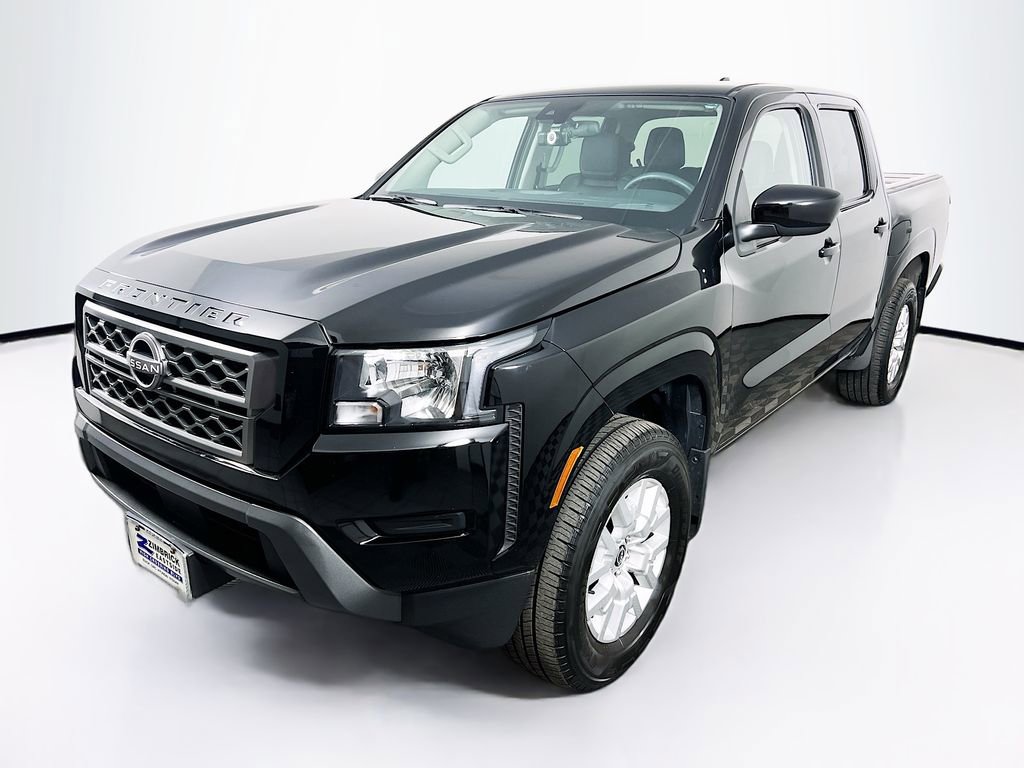 Used 2022 Nissan Frontier SV image 3