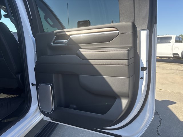 Used 2025 Chevrolet Silverado 3500 High Country w/ Technology Package image 27