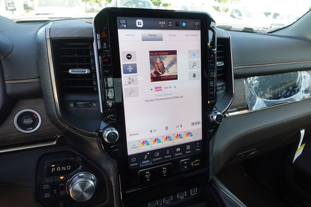 New 2025 RAM 1500 Limited image 25