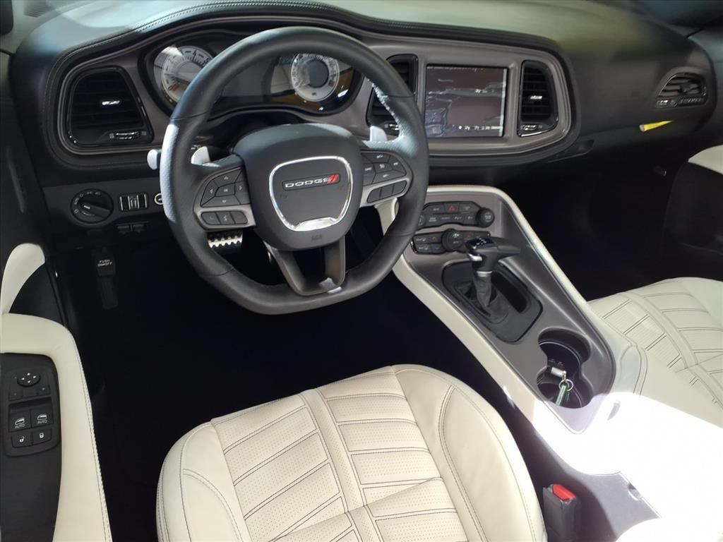 New 2023 Dodge Challenger R/T Scat Pack w/ Plus Package RWD image 6