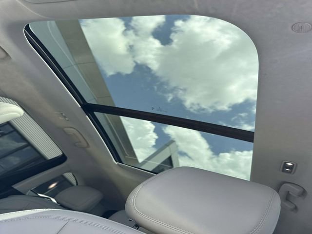 New 2026 Lincoln Nautilus Reserve AWD/4WD image 18