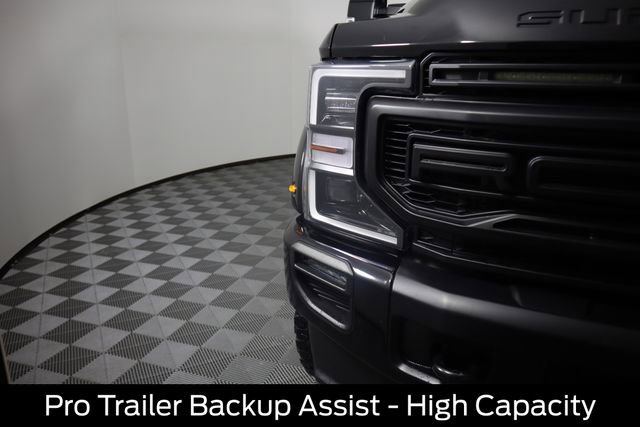 Used 2022 Ford F250 Lariat w/ Black Appearance Package image 21