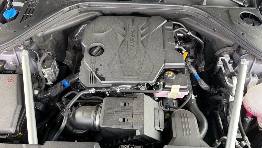 Certified 2026 Genesis GV70 2.5T Select image 8