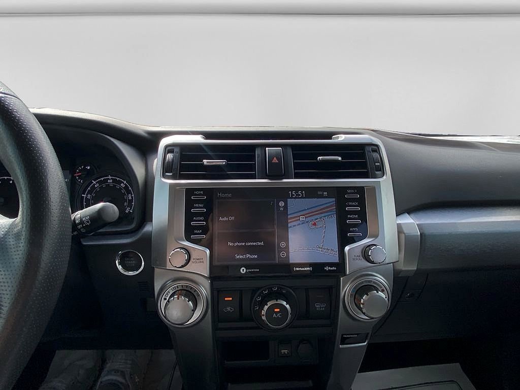 Used 2022 Toyota 4Runner SR5 Premium AWD/4WD image 17