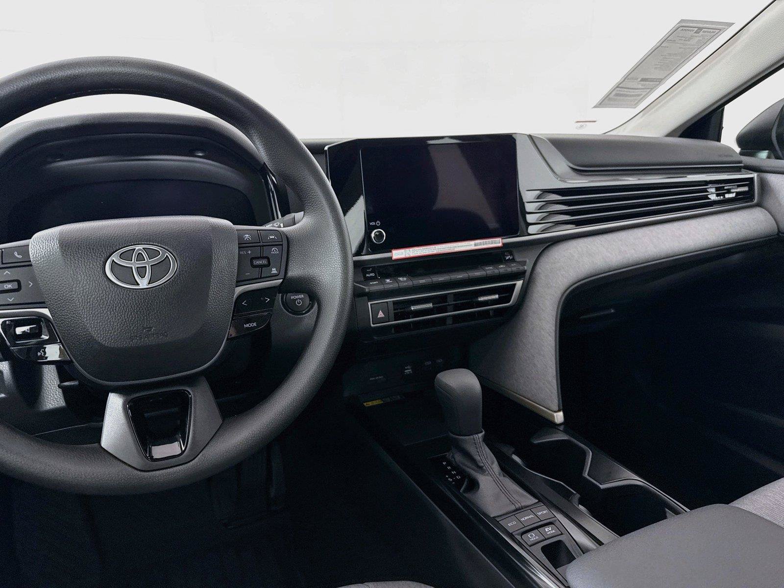 Used 2026 Toyota Camry LE FWD image 30