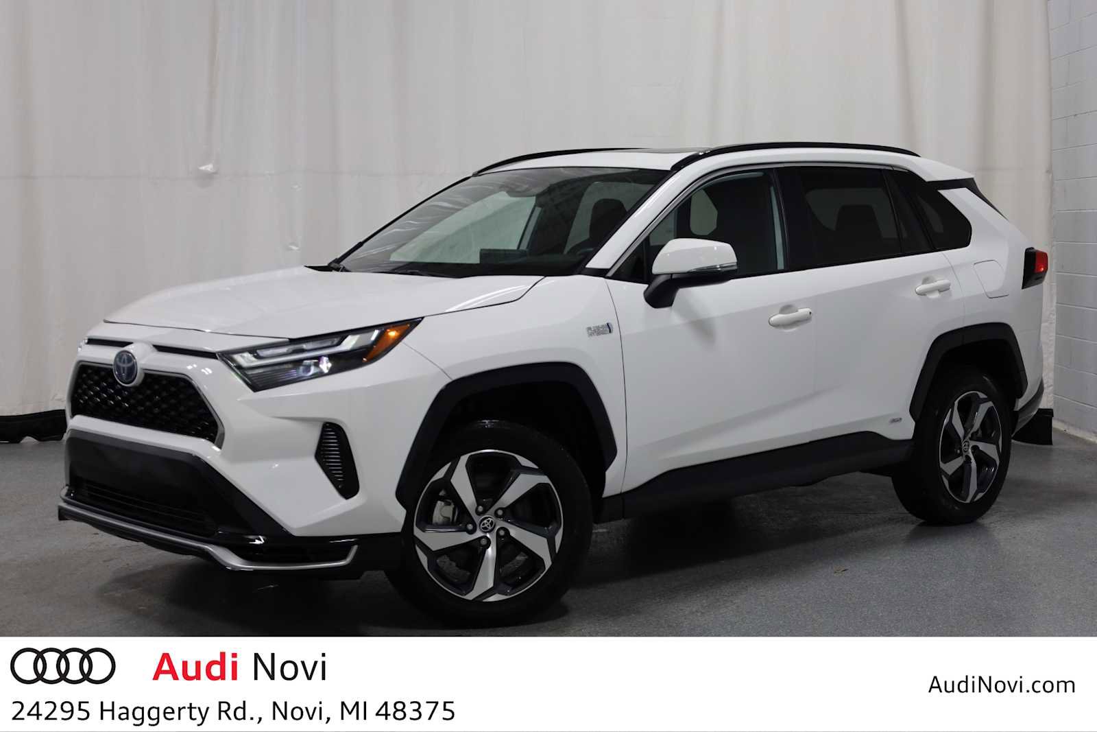Used 2024 Toyota RAV4 SE