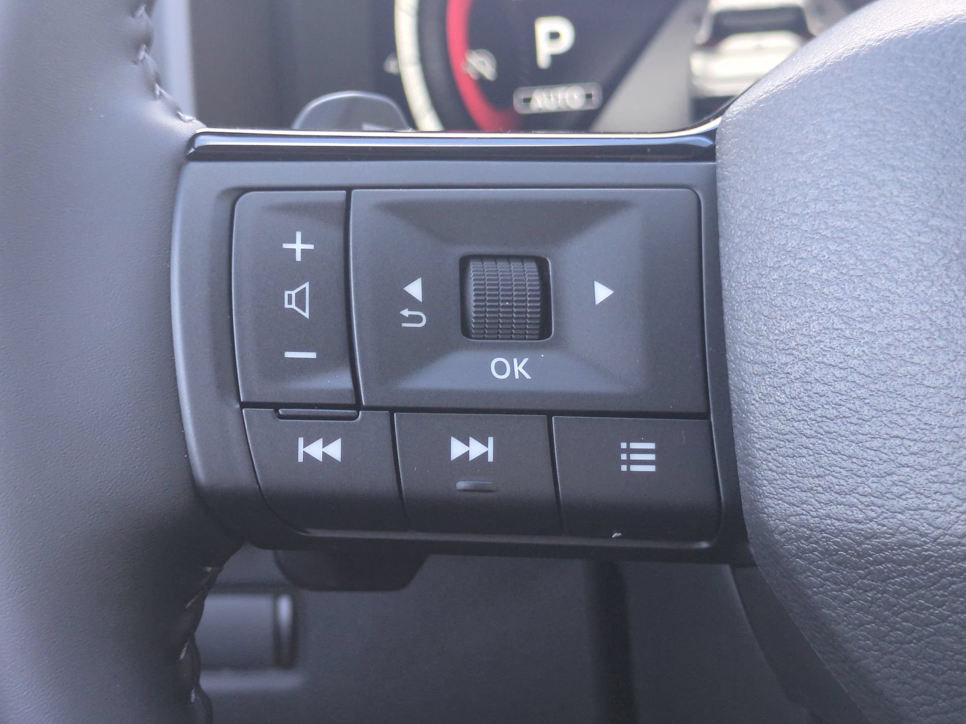 New 2026 Nissan Rogue Platinum AWD/4WD image 26
