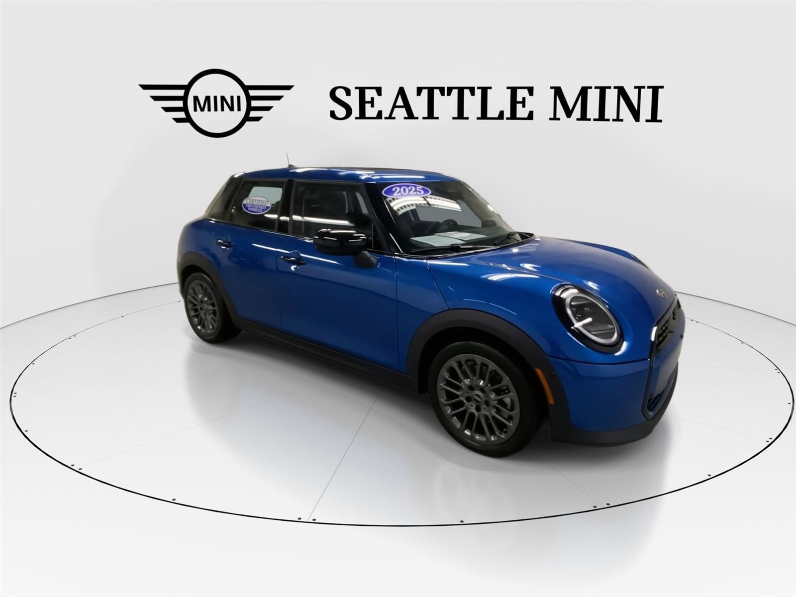 Certified 2025 MINI Cooper 4-Door Hardtop image 2
