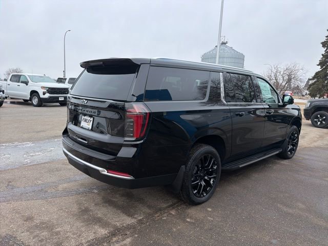 New 2026 Chevrolet Suburban LS w/ LPO, Dark Essentials Package AWD/4WD image 5