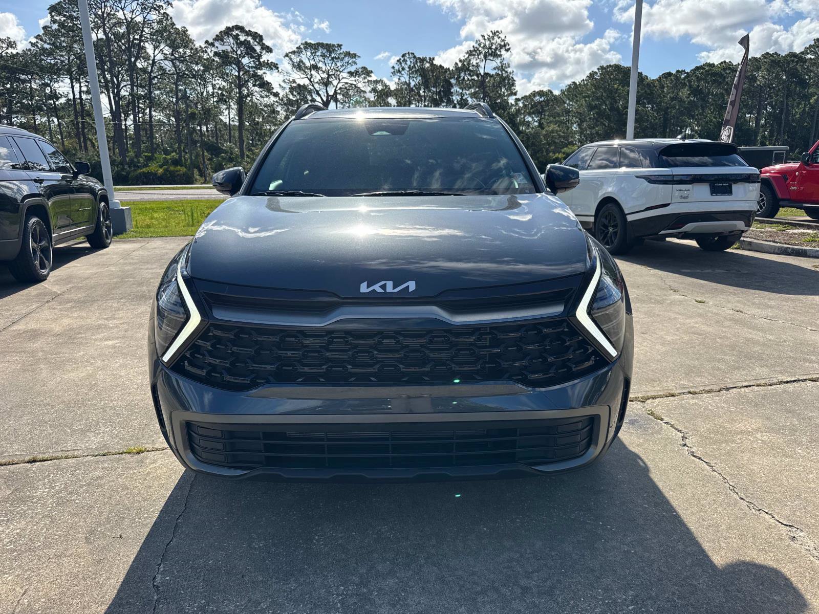 Used 2024 Kia Sportage X-Line w/ X-Line Premium Package AWD/4WD image 8