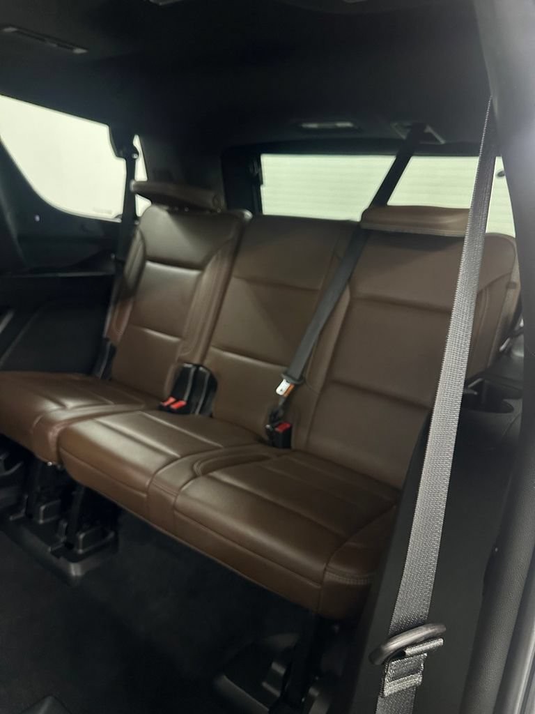 Used 2021 Chevrolet Tahoe High Country w/ Premium Package AWD/4WD image 29