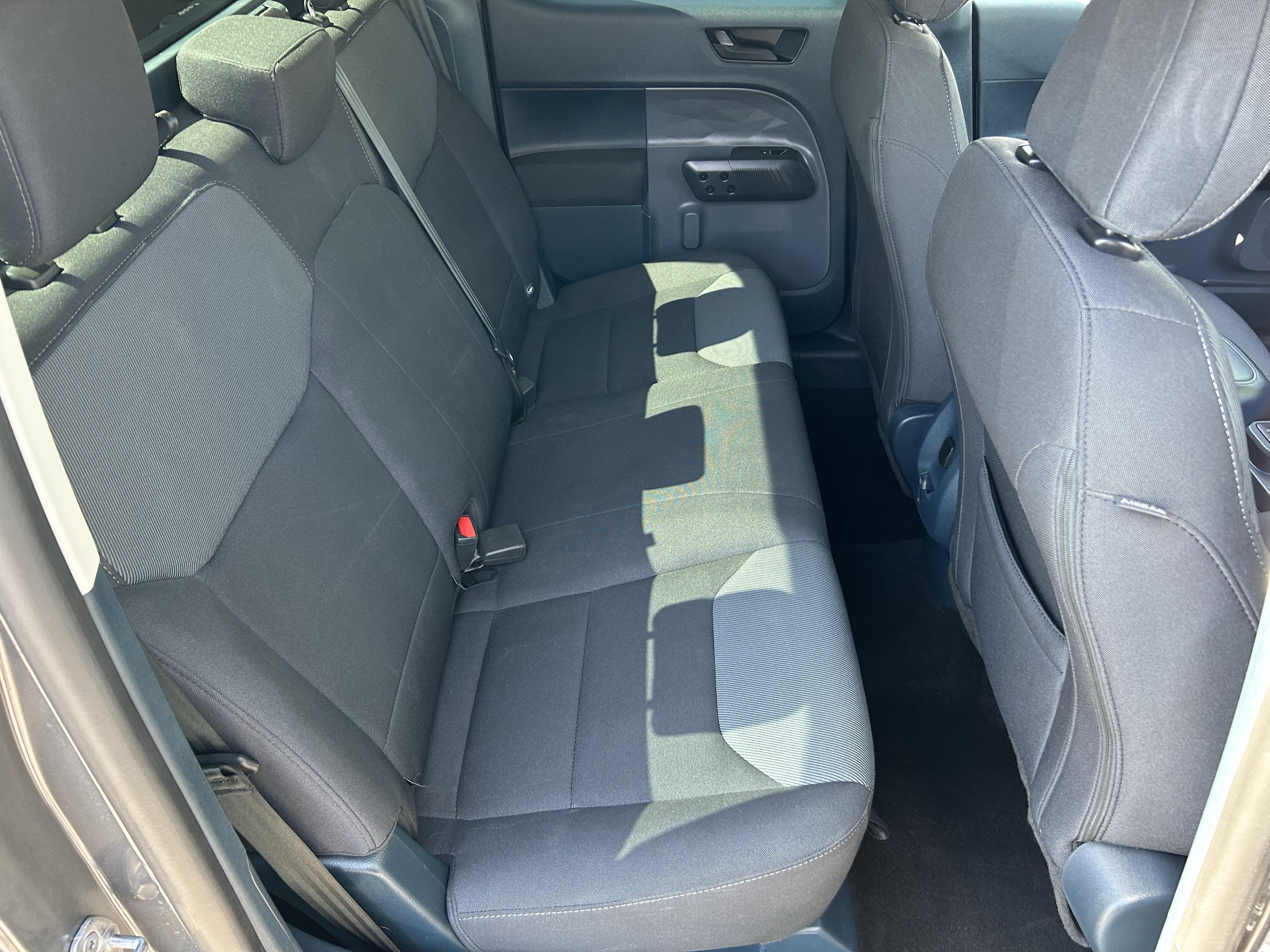Used 2023 Ford Maverick XL FWD image 11