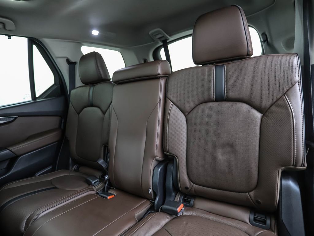 Used 2025 Honda Pilot Elite image 23