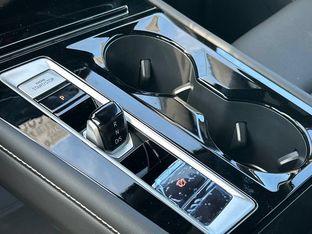 New 2026 Volkswagen Atlas Cross Sport SE FWD image 36