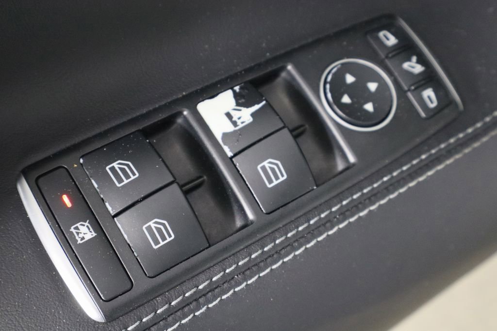 Used 2018 Tesla Model S 75D image 19
