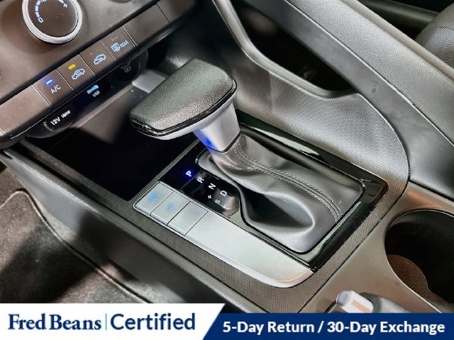 Certified 2024 Hyundai Elantra SE FWD image 24