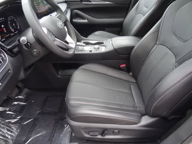 Certified 2025 INFINITI QX60 Luxe AWD/4WD image 6