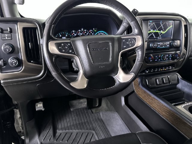 Used 2018 GMC Sierra 2500 Denali w/ Duramax Plus Package AWD/4WD image 21