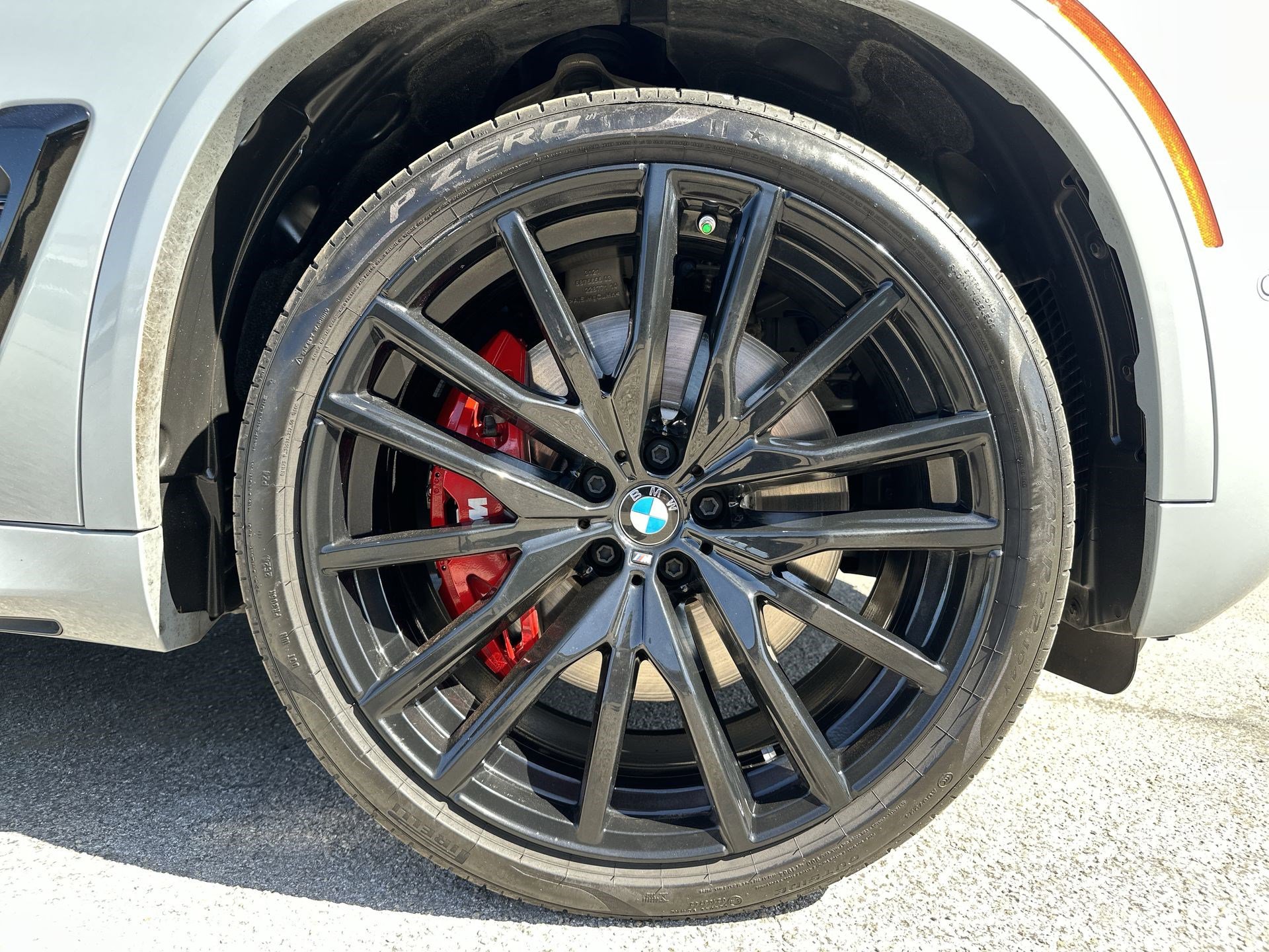 Used 2025 BMW X5 M60i image 18