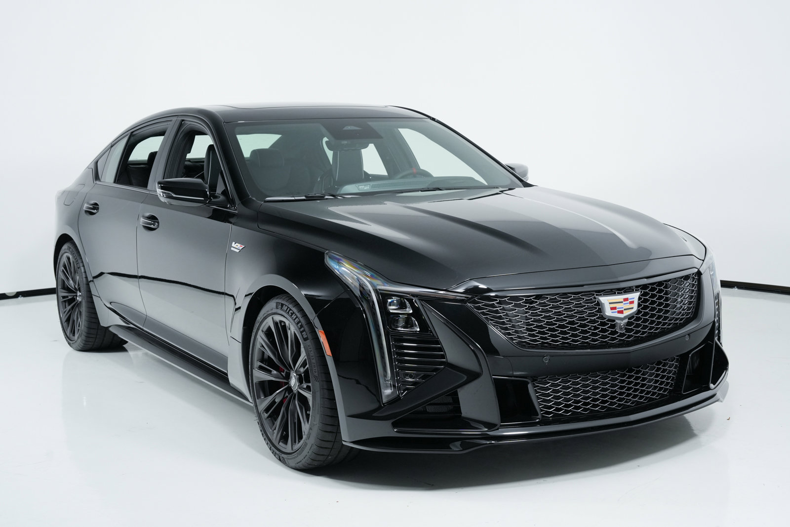 Used 2026 Cadillac CT5 V Blackwing RWD image 4