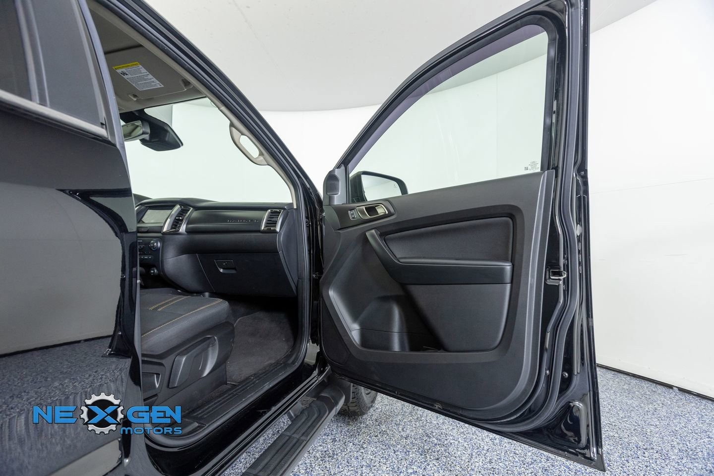 Used 2023 Ford Ranger XLT w/ Equipment Group 301A Mid AWD/4WD image 36