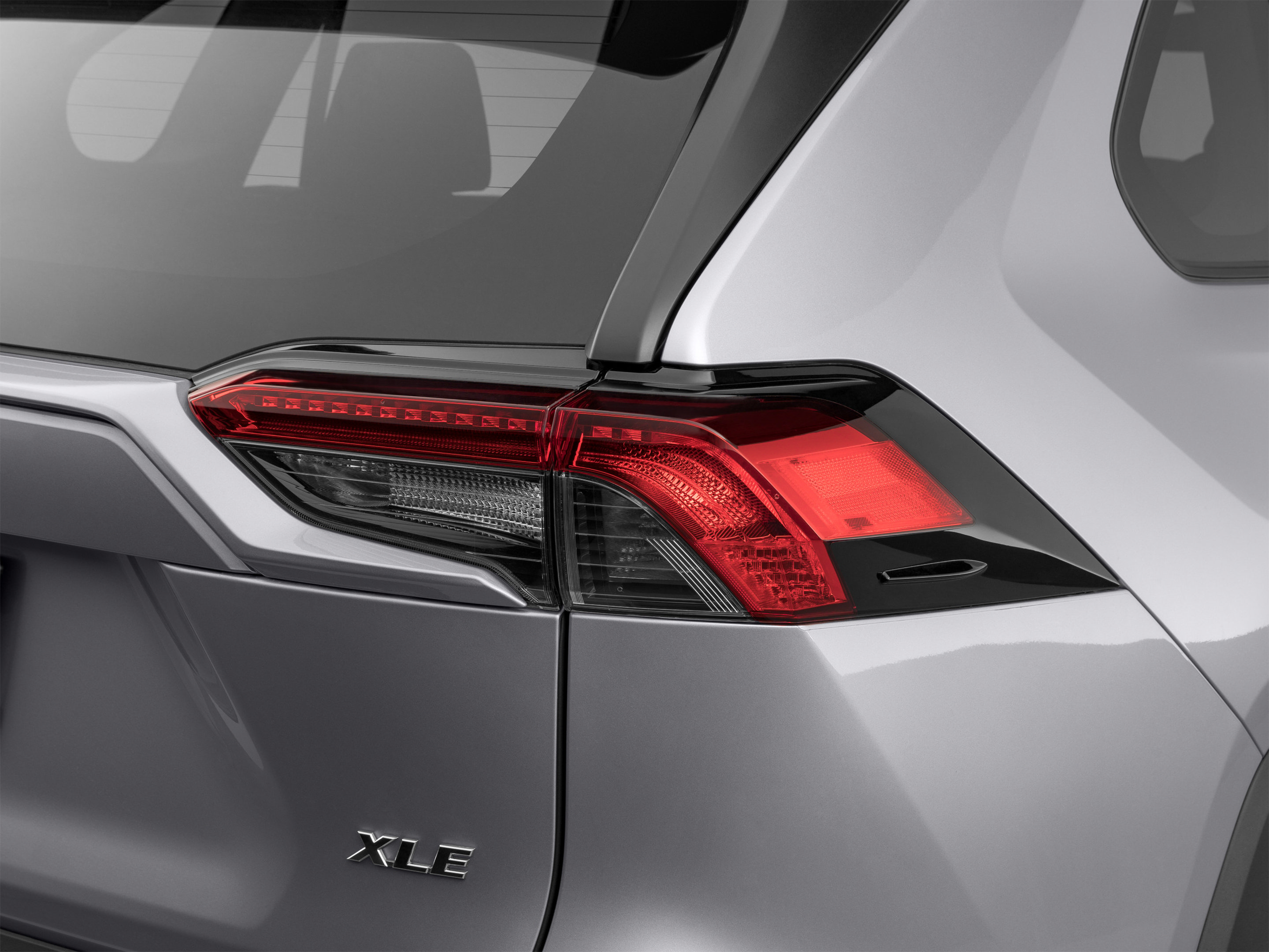 Used 2022 Toyota RAV4 XLE w/ Convenience Package AWD/4WD image 47
