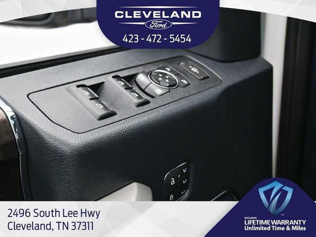 Used 2022 Ford F250 Lariat w/ Black Appearance Package image 12