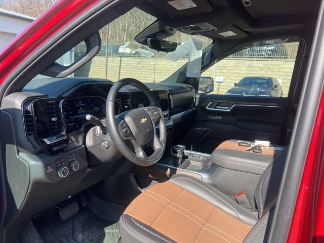 Used 2025 Chevrolet Silverado 1500 High Country image 6