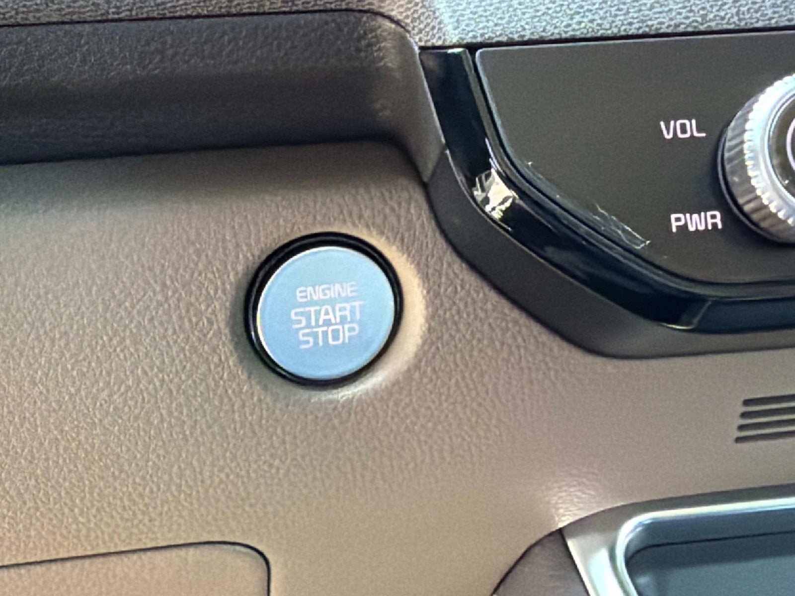 New 2026 Kia Carnival SX FWD image 30