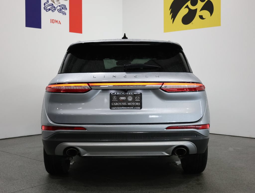 Used 2022 Lincoln Corsair Reserve AWD/4WD image 11